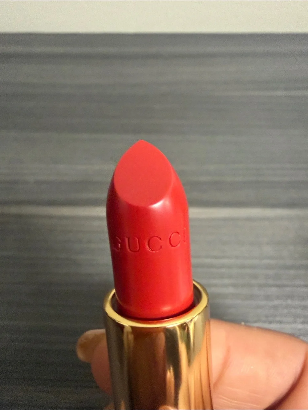 Gucci Dual-Tone Pink and Red Lipstick in Gold Case